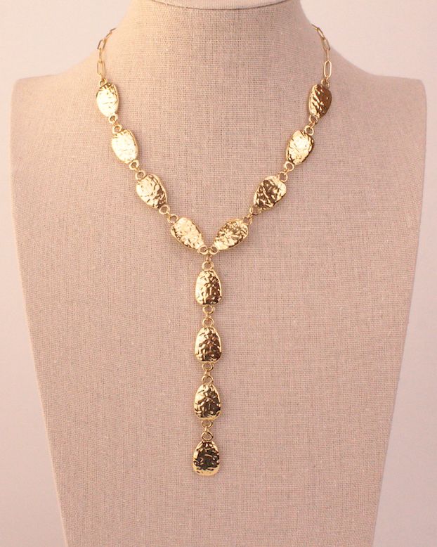 COLLAR ACERO UNIÓN CHAPITAS DORADO