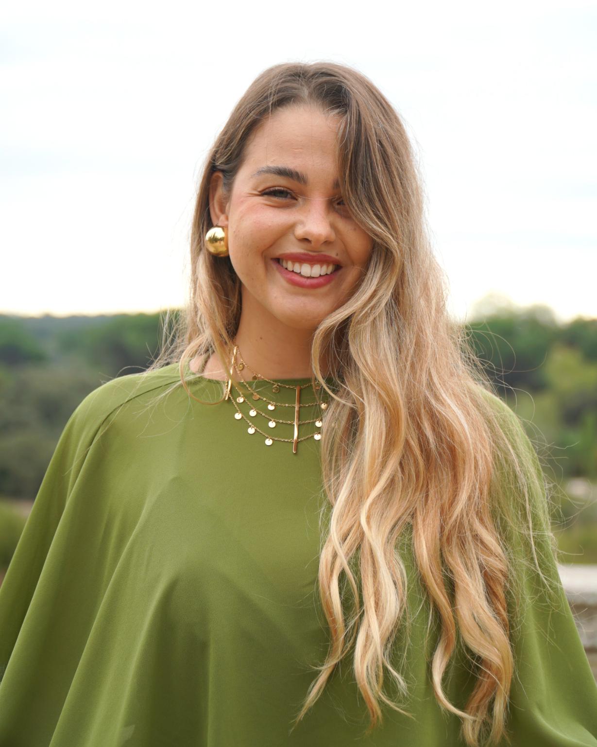 COLLAR ACERO RED Y CHAPITAS DORADO