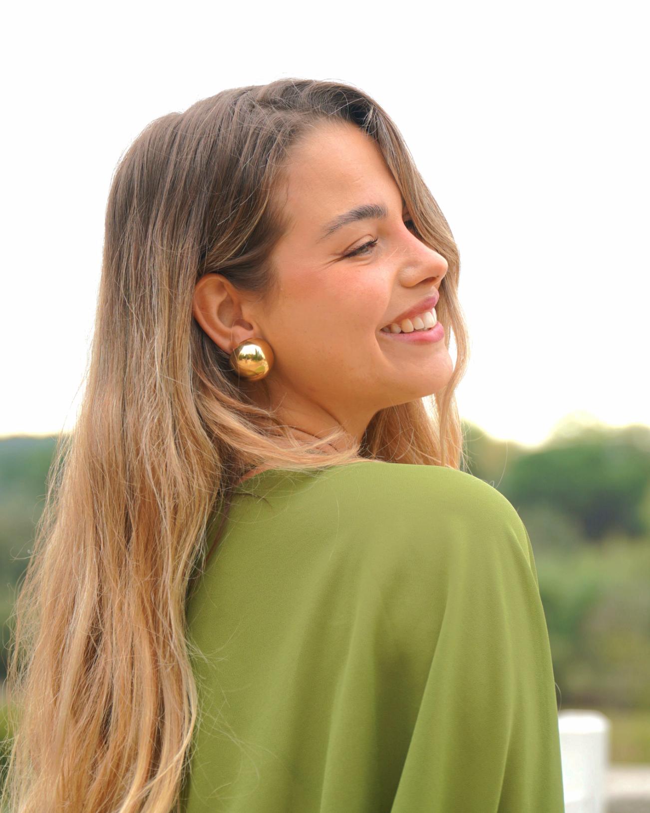 PENDIENTES LUNA LLENA ACERO DORADO