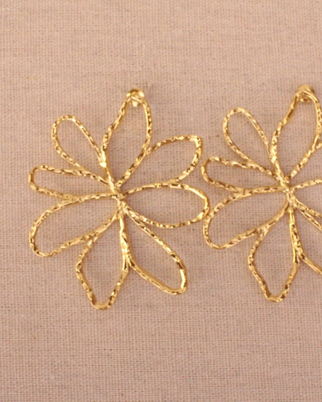 PENDIENTES FLOR GRECIA ACERO