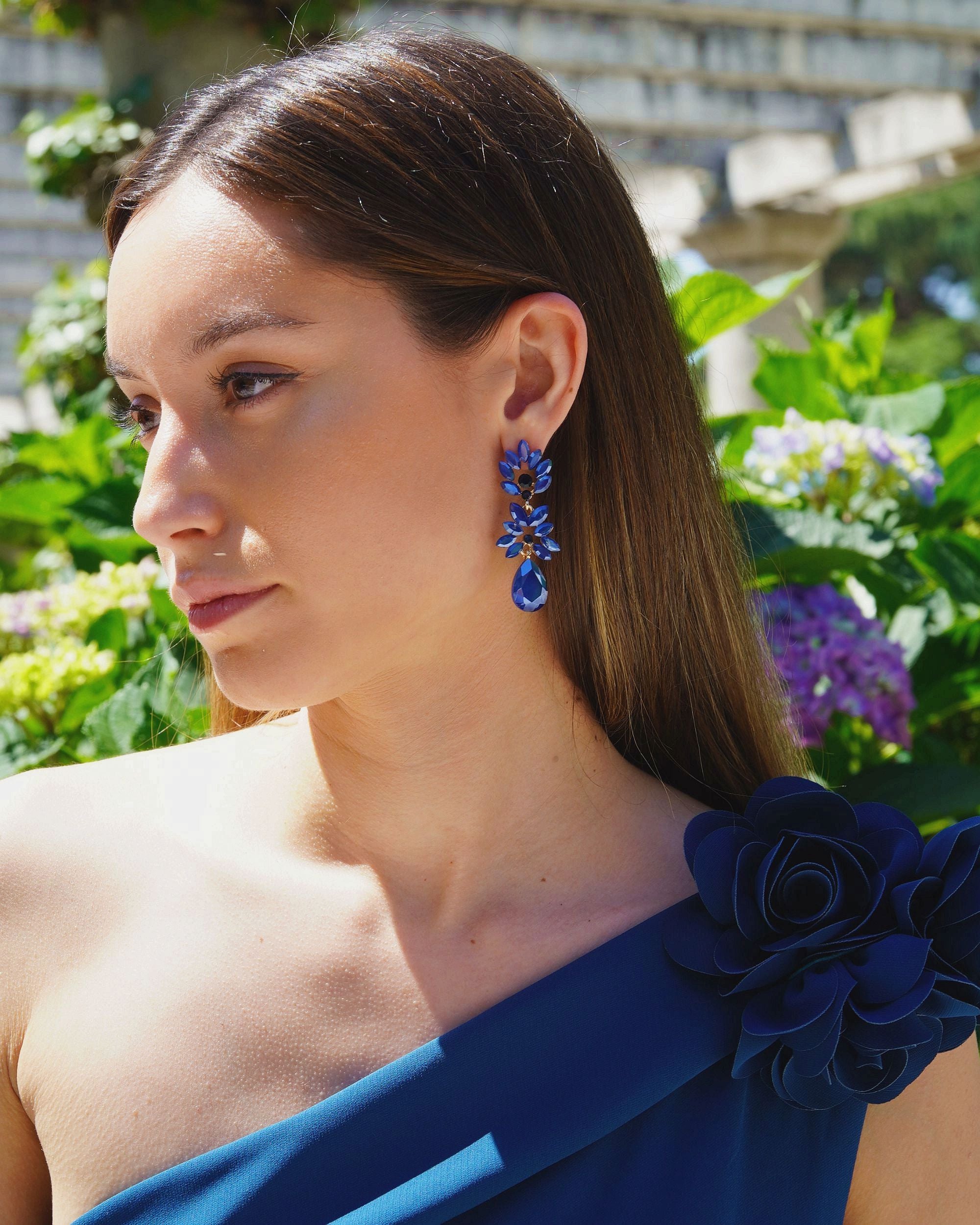 PENDIENTES FLORAL Y GOTA