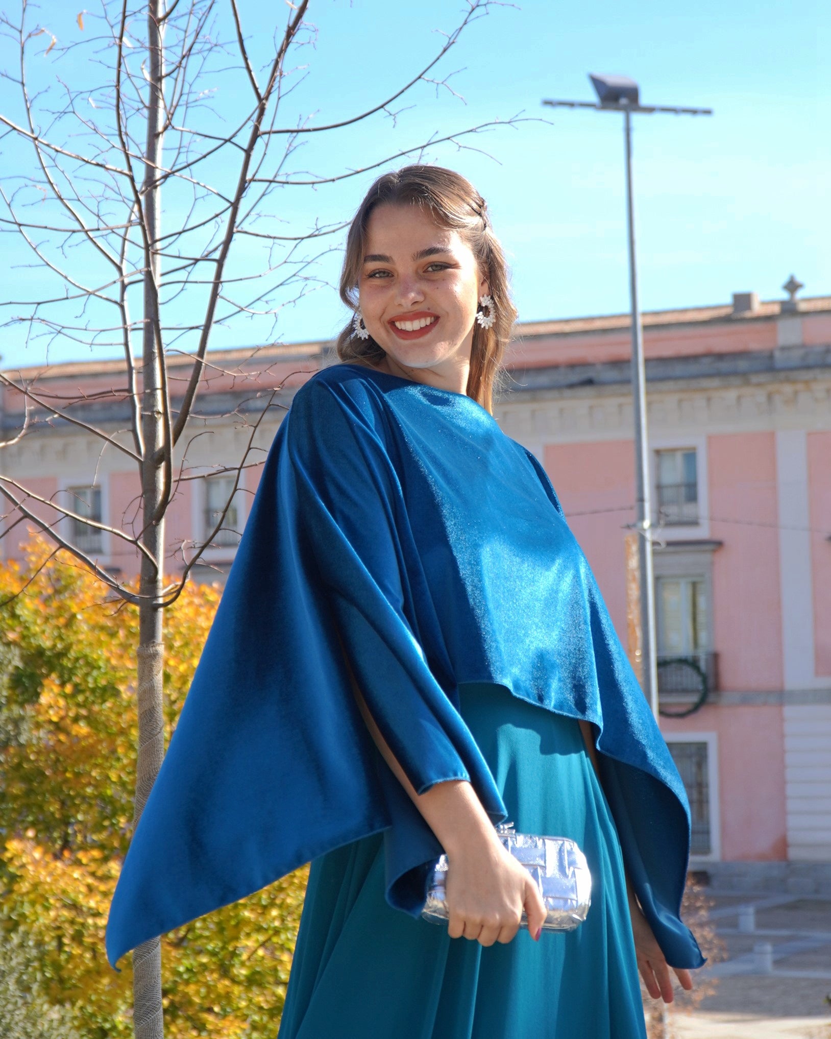 PONCHO DE TERCIOPELO