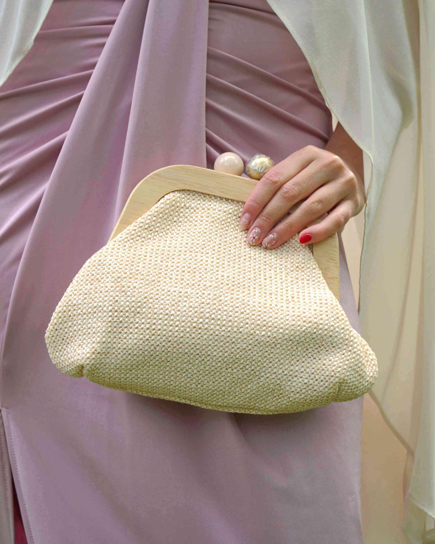 BOLSO DE MANO RAFIA