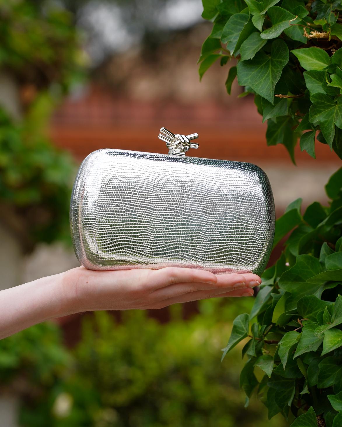 CLUTCH NUDO NAVY RUGOSO