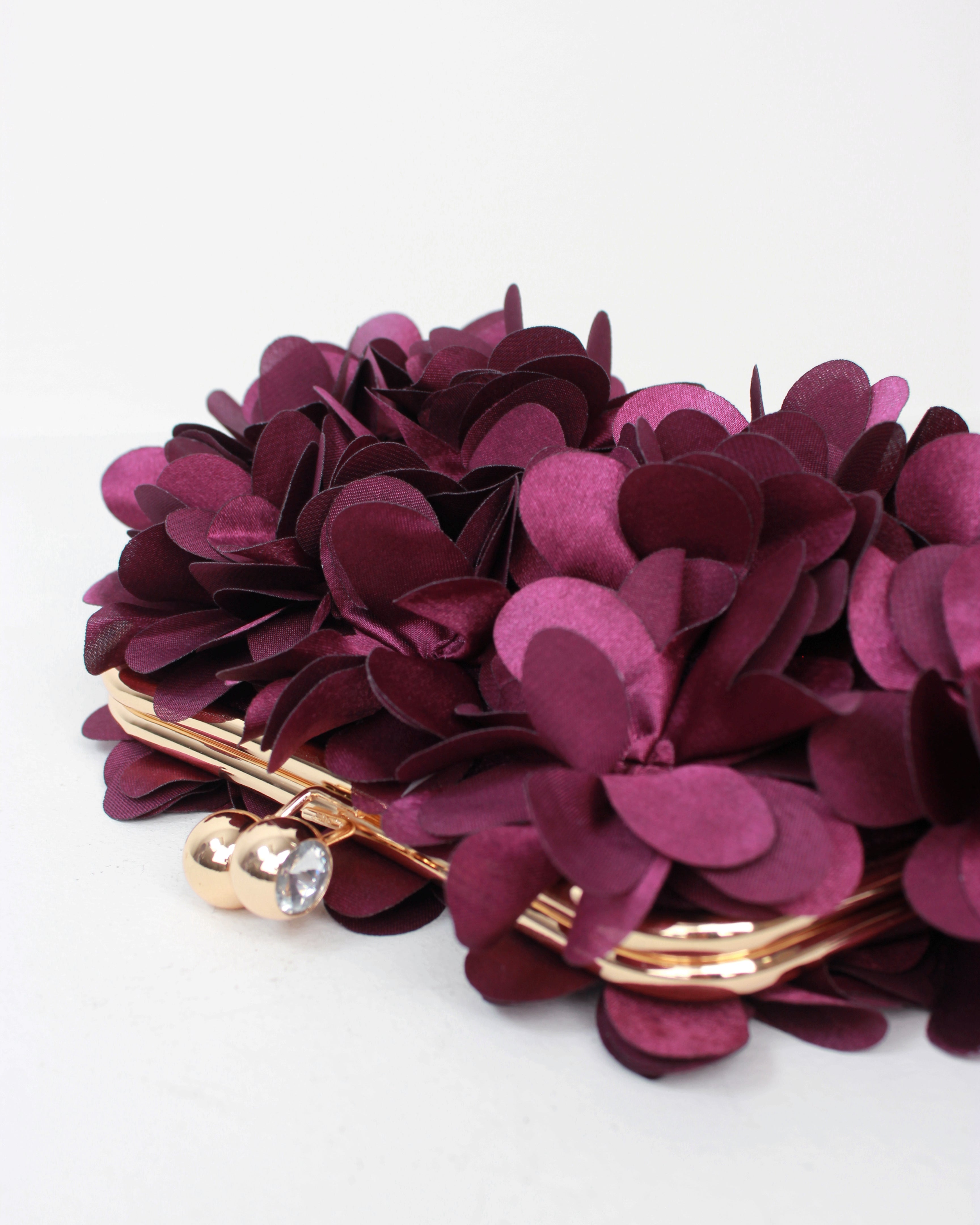 CLUTCH FLOWER BOMB