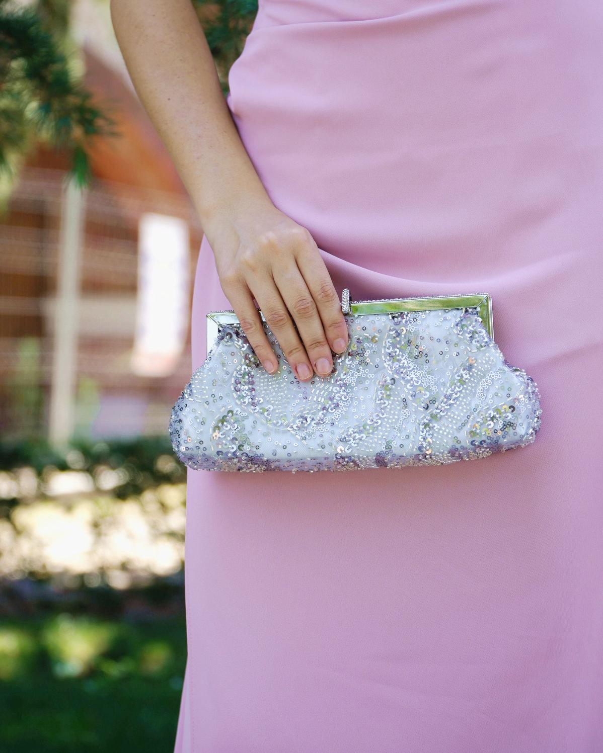 CLUTCH ALARGADO BRILLOS