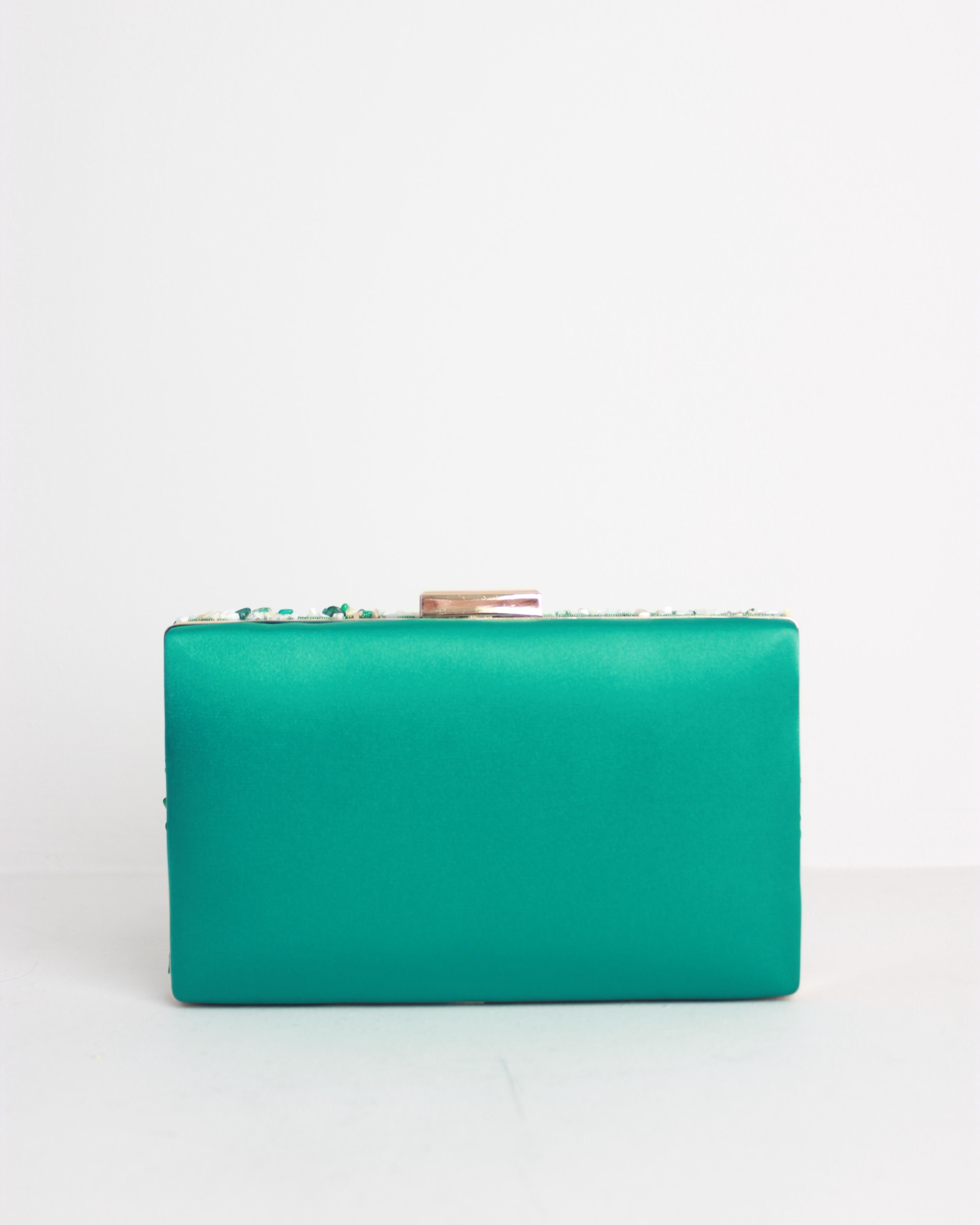 BOLSO PIEDRAS BORDE METALIZADO