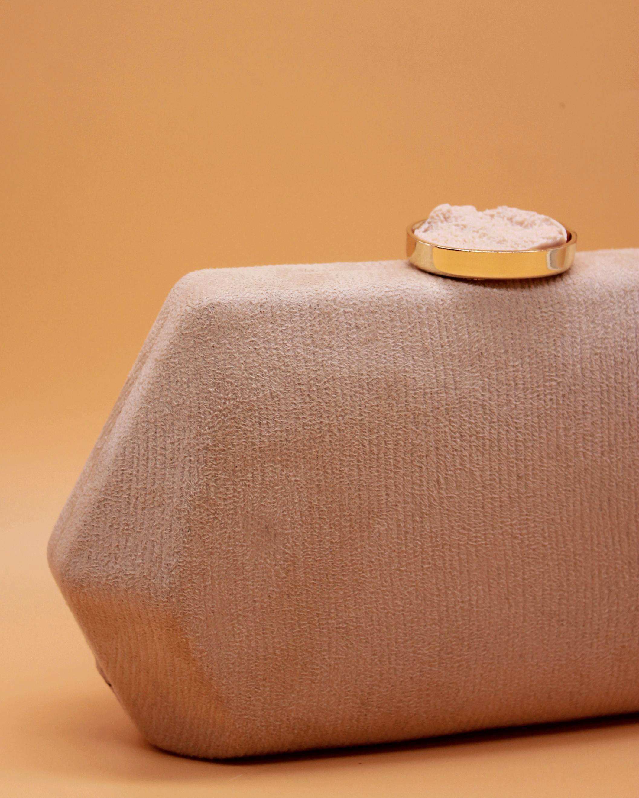 CLUTCH ANTELINA HEXAGONAL