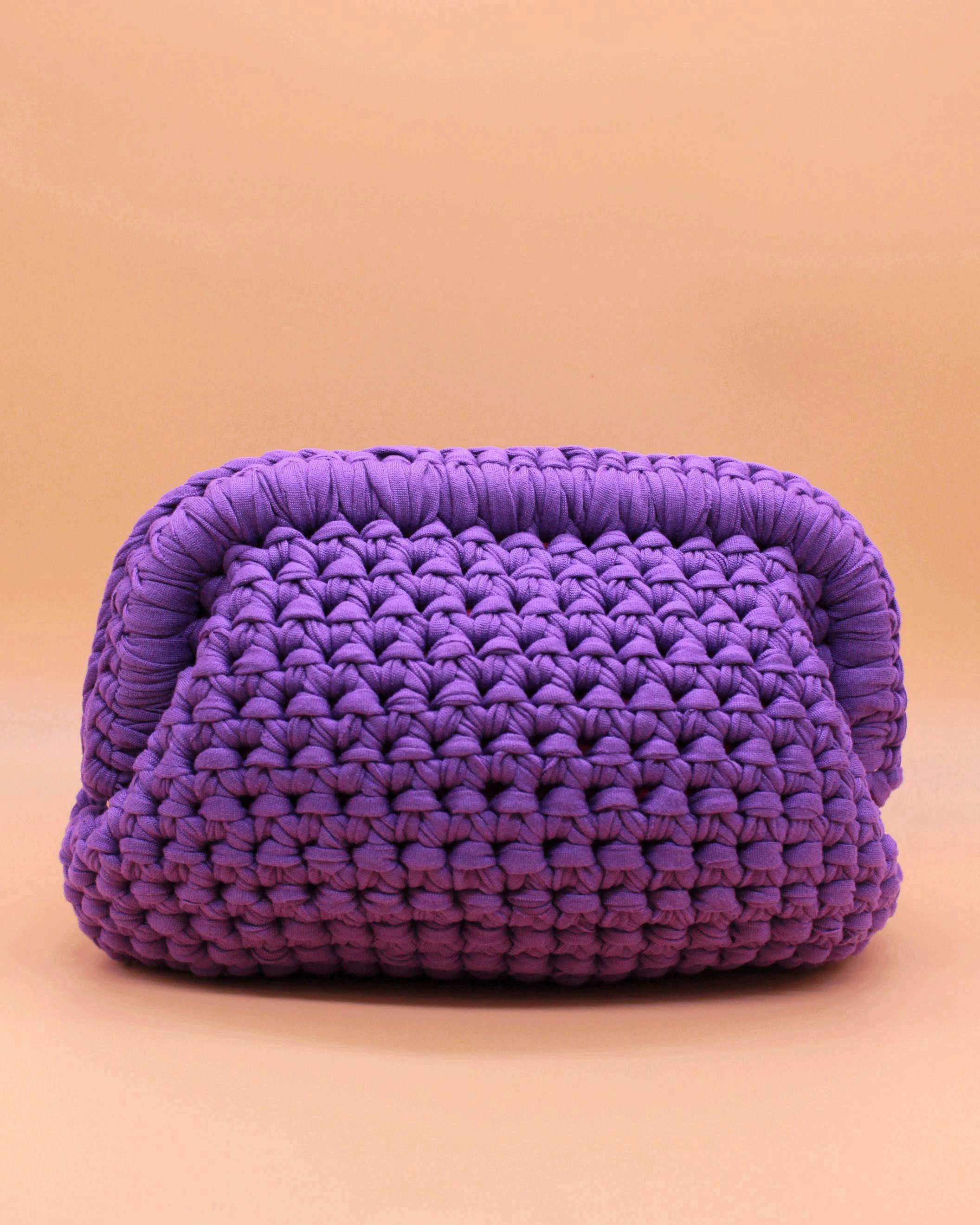 CLUTCH TRENZADO TEJIDO