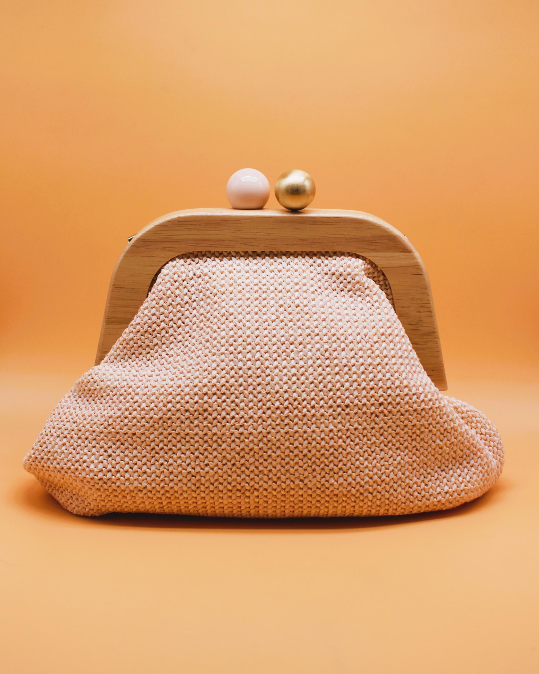 BOLSO DE MANO RAFIA