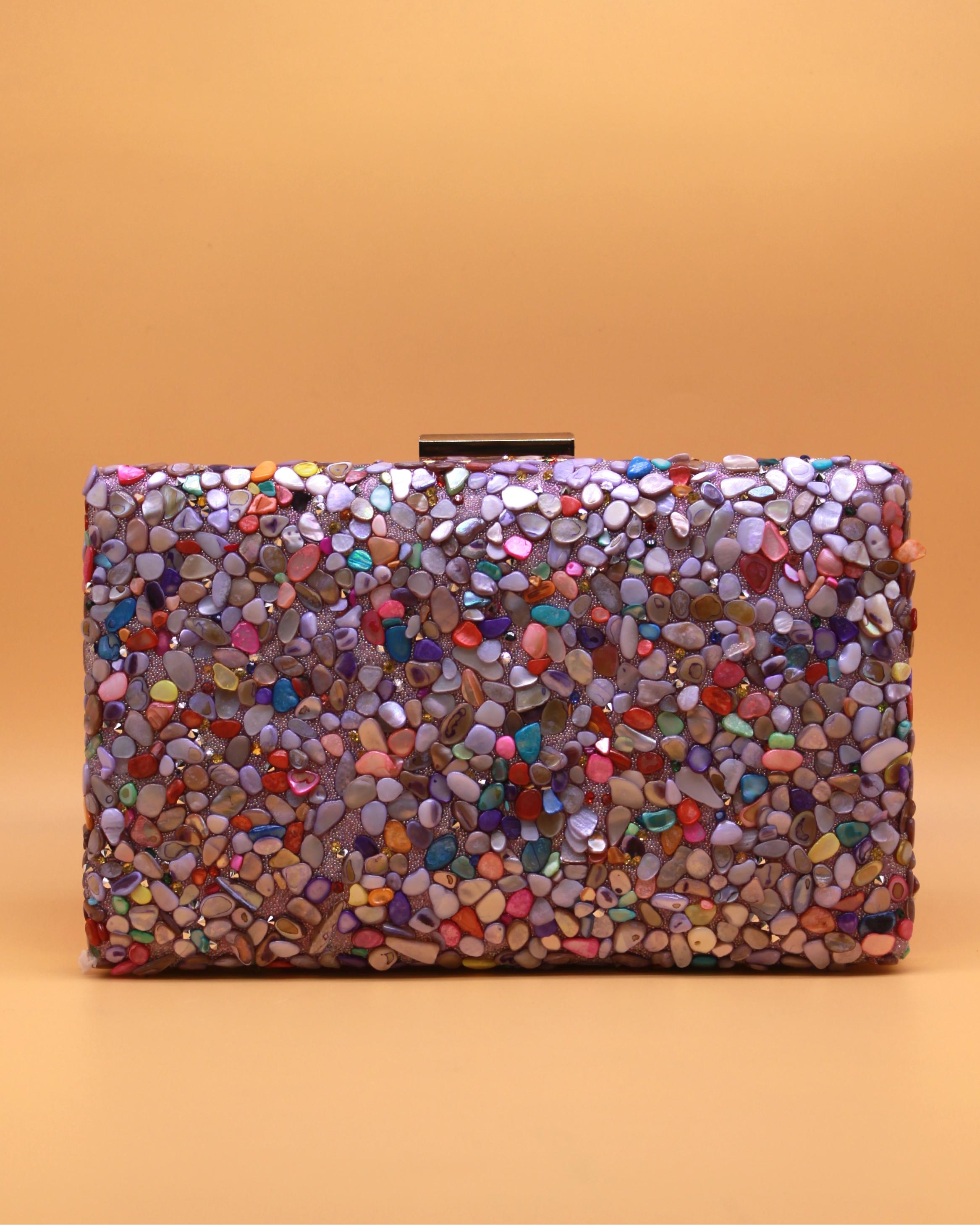 BOLSO PIEDRAS MULTICOLOR BORDE METALIZADO