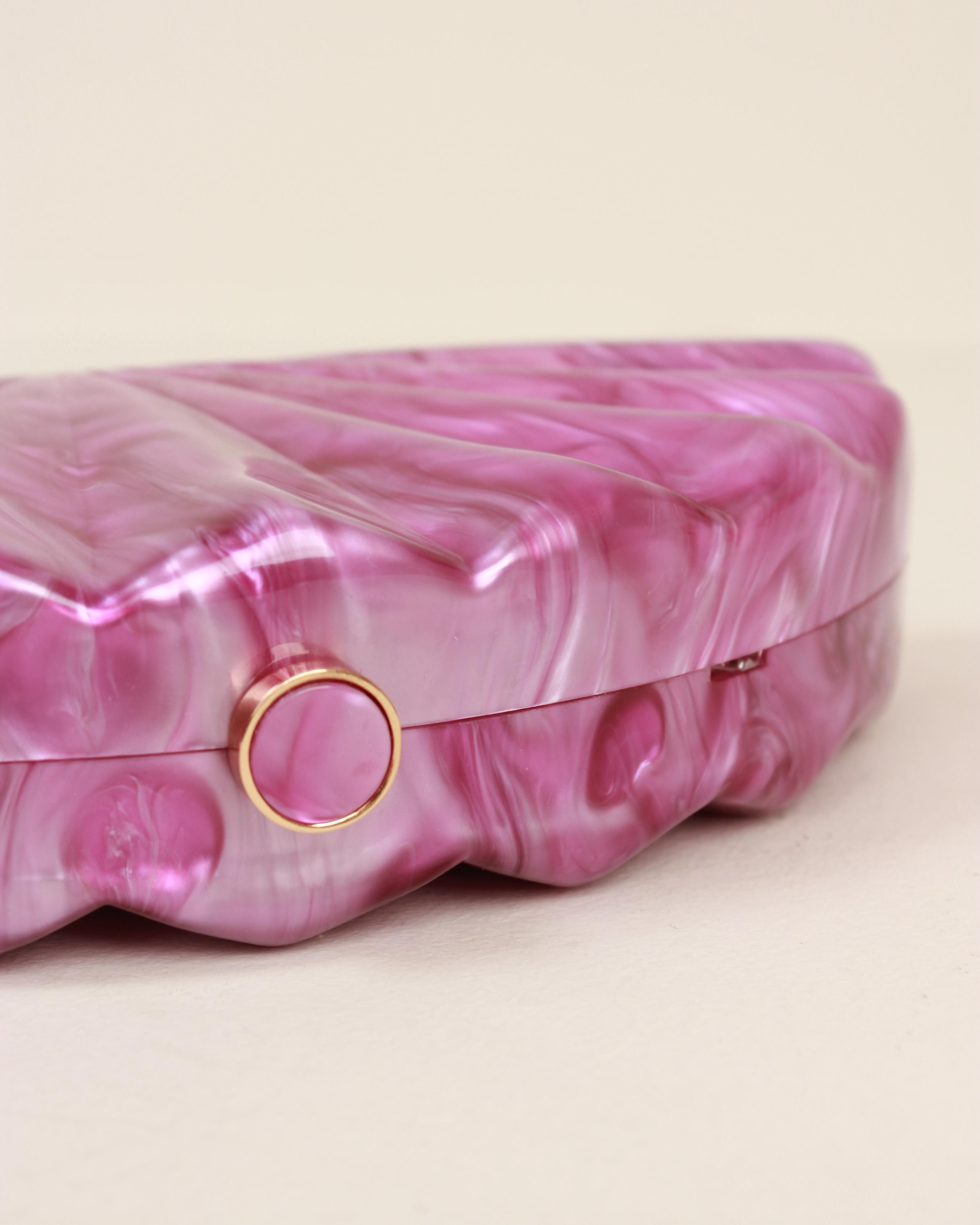 CLUTCH ABANICO NACARADO