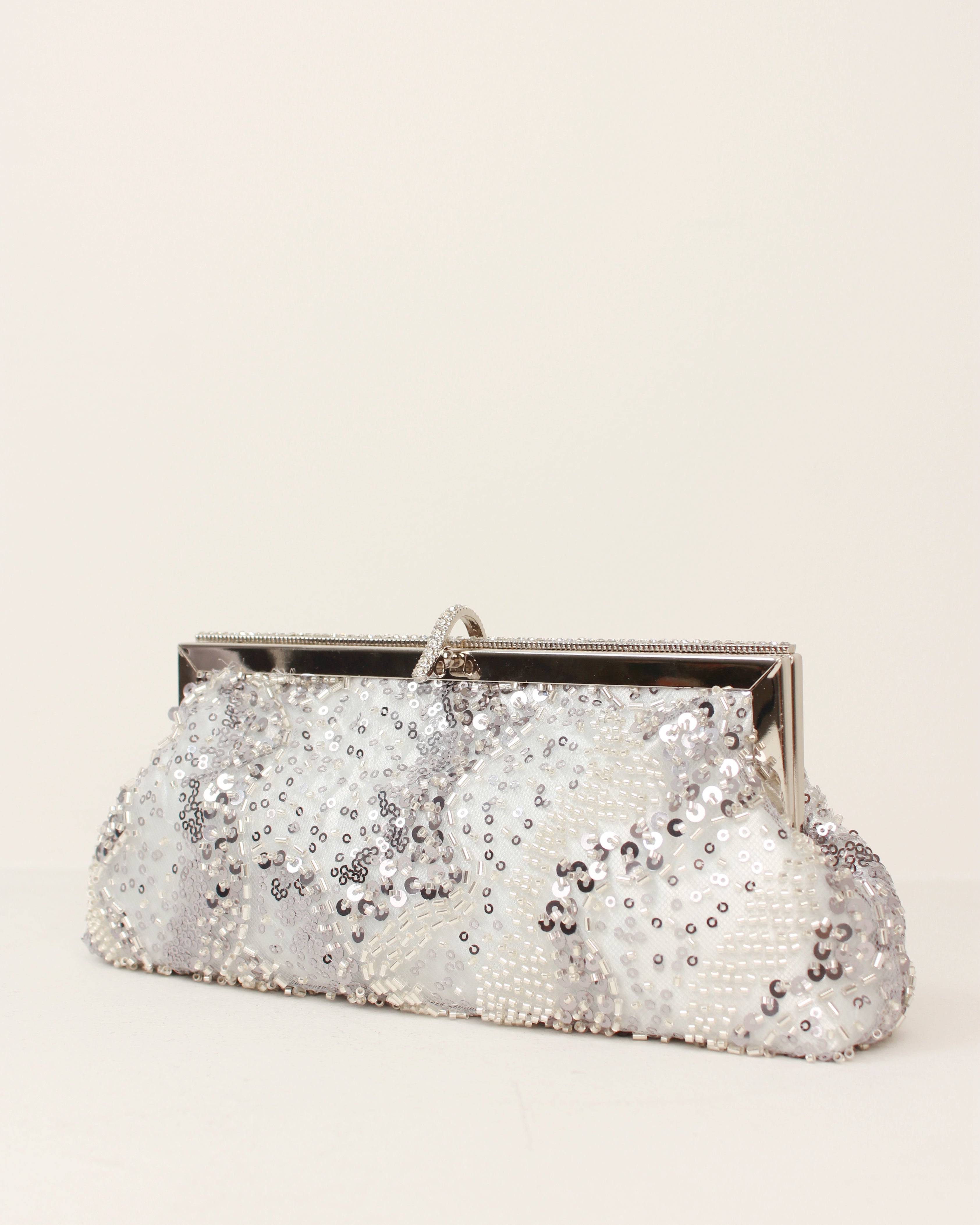 CLUTCH ALARGADO BRILLOS