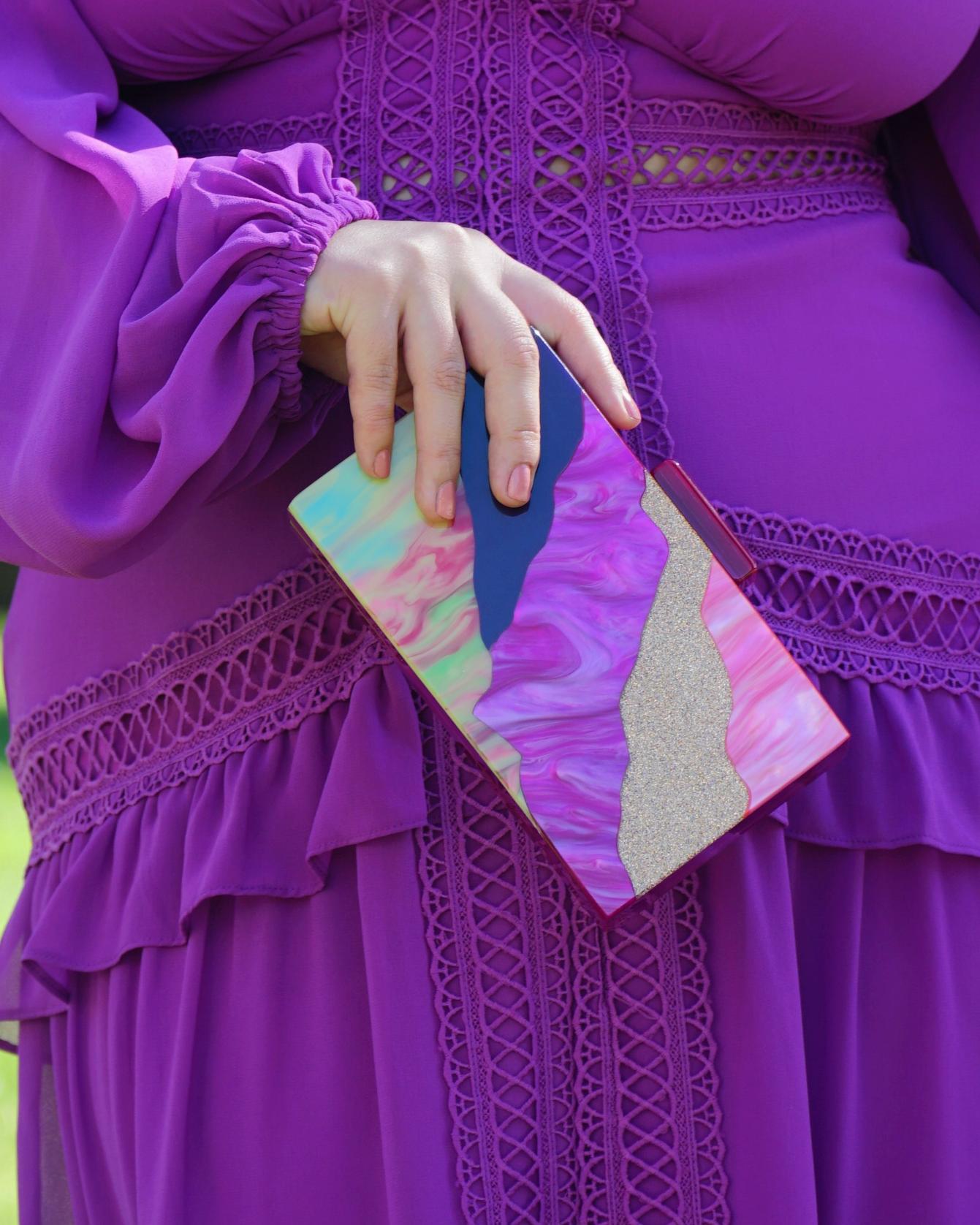 BOLSO NACARADO ONDAS PURPURINA