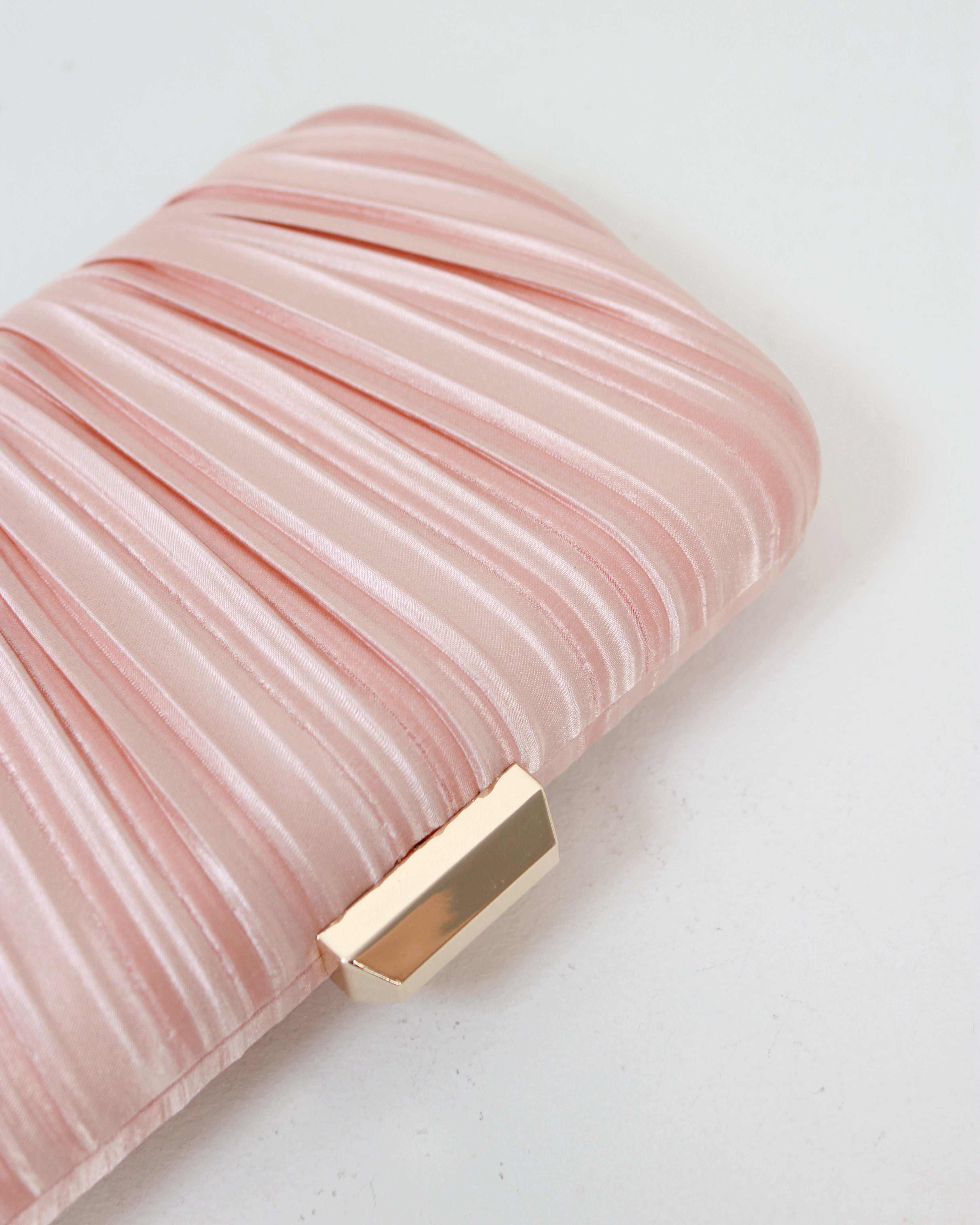 CLUTCH SATIN