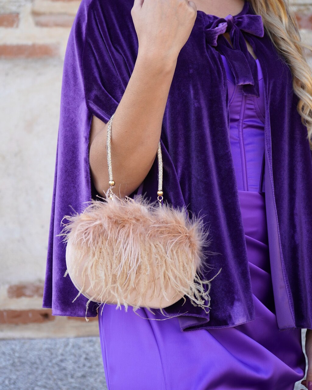 BOLSO RIGIDO PLUMAS