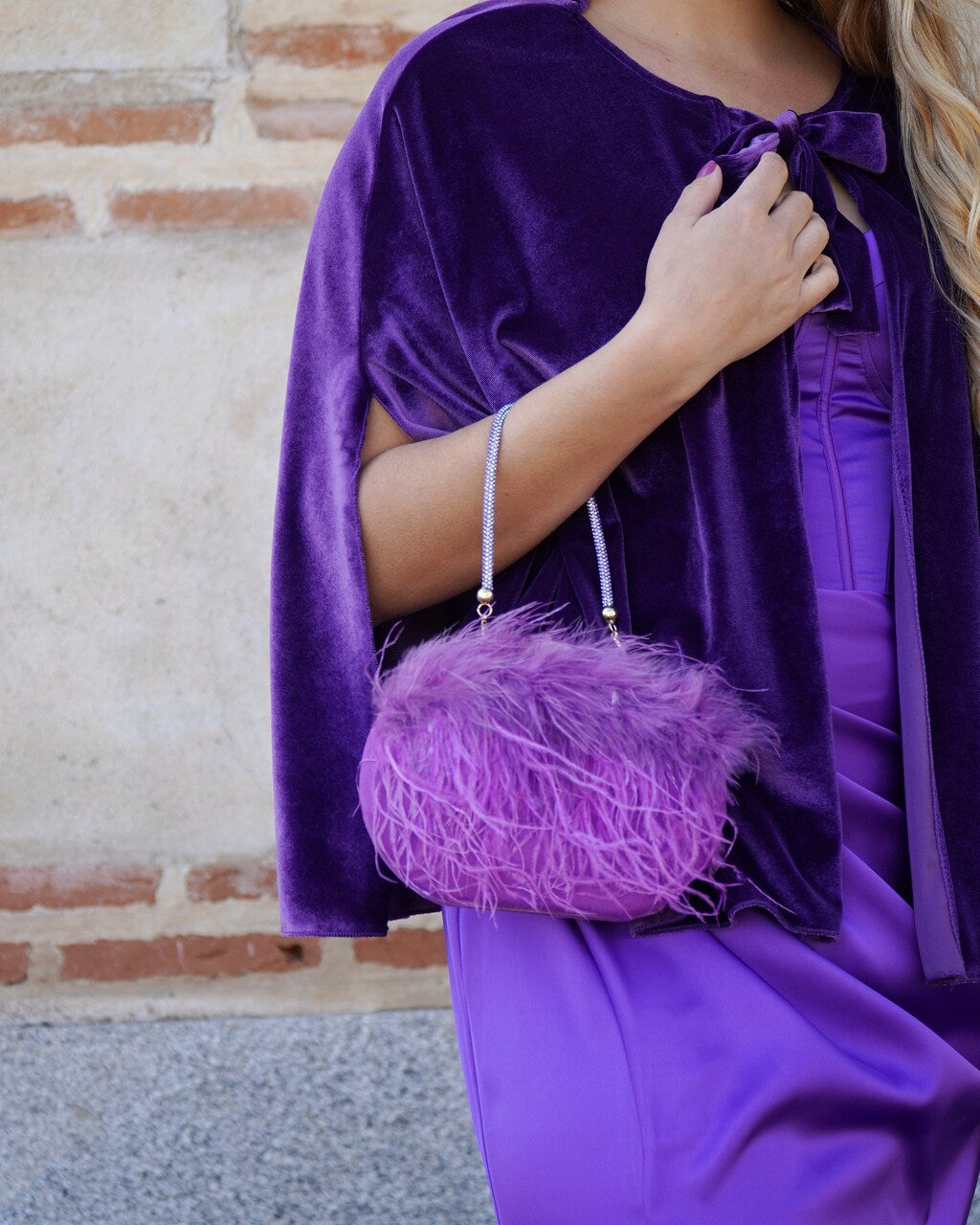 BOLSO RIGIDO PLUMAS