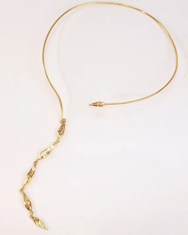 CHOCKER HOJAS COLGANTES