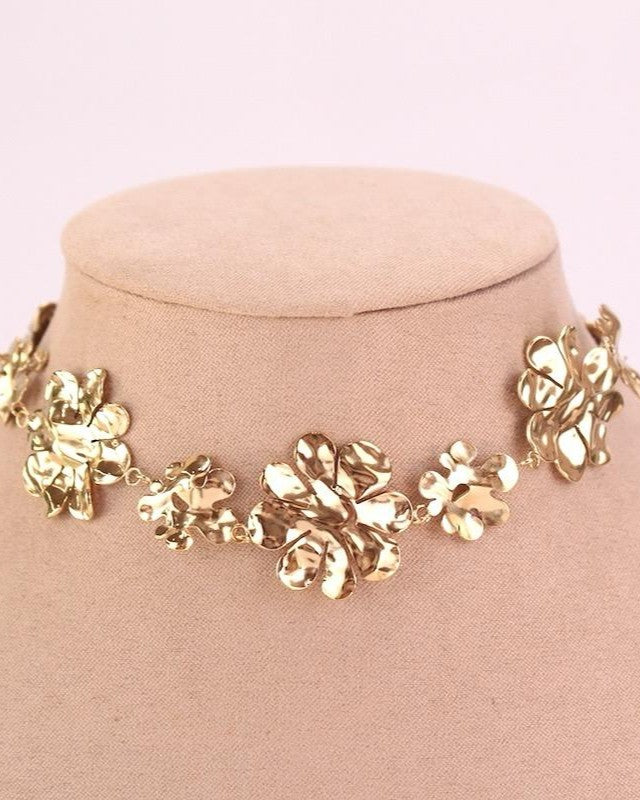 CHOKER FLORES IRREGULARES