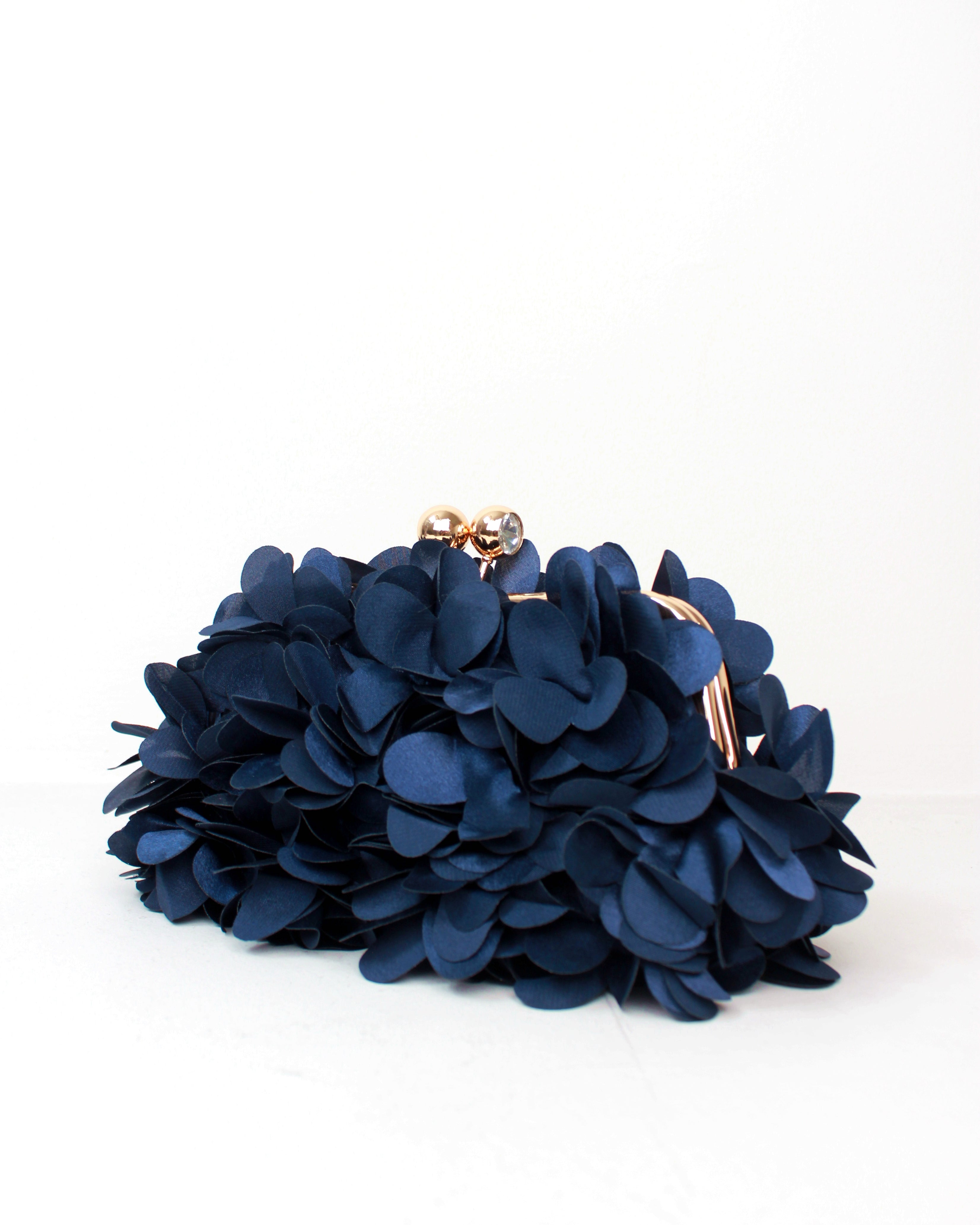 CLUTCH FLOWER BOMB