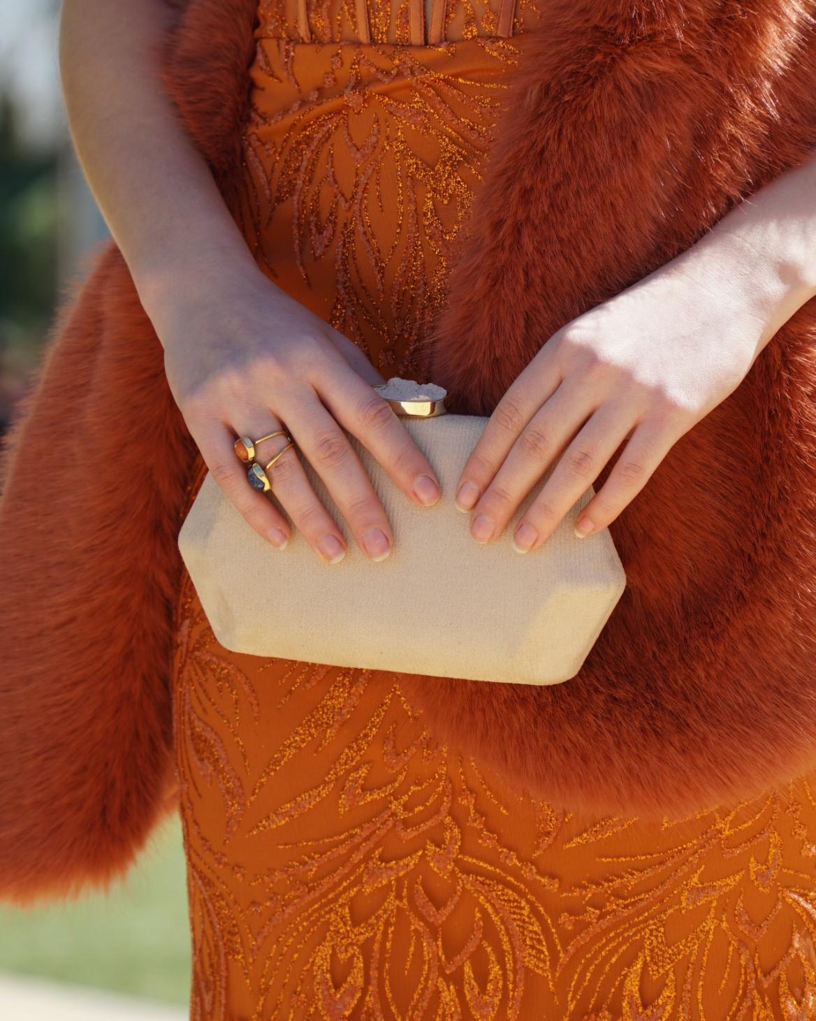CLUTCH ANTELINA HEXAGONAL
