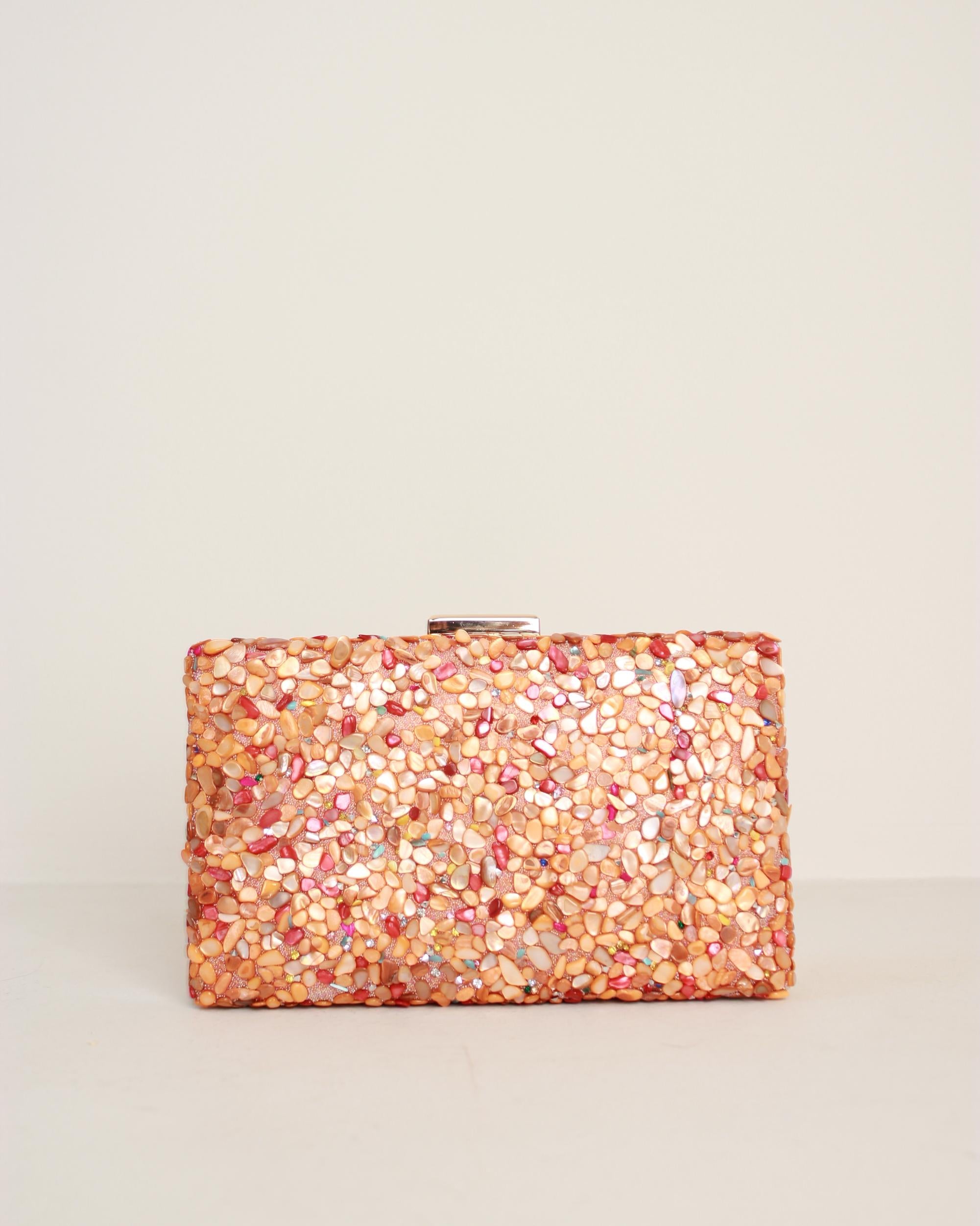BOLSO PIEDRAS BORDE METALIZADO