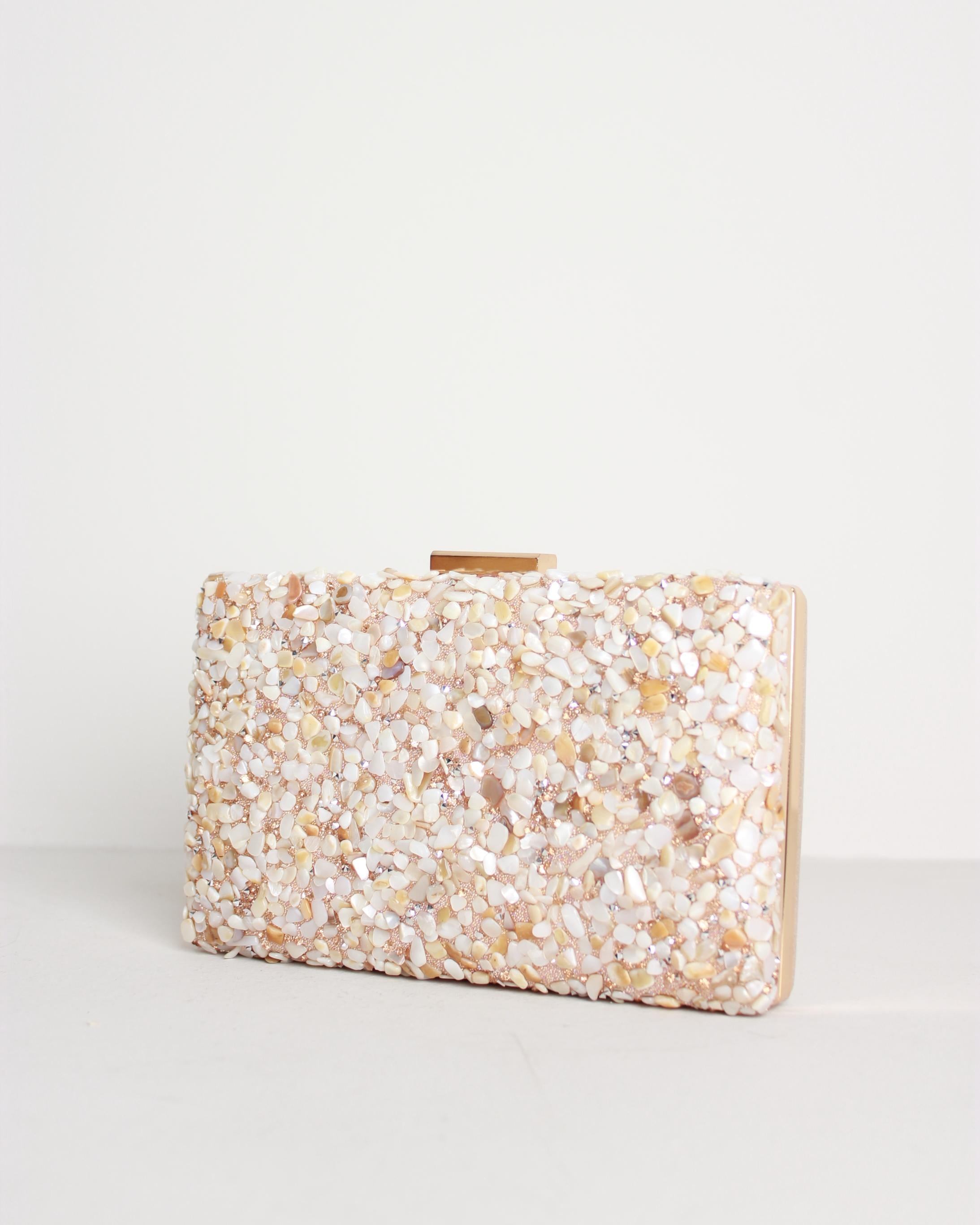 BOLSO PIEDRAS BORDE METALIZADO