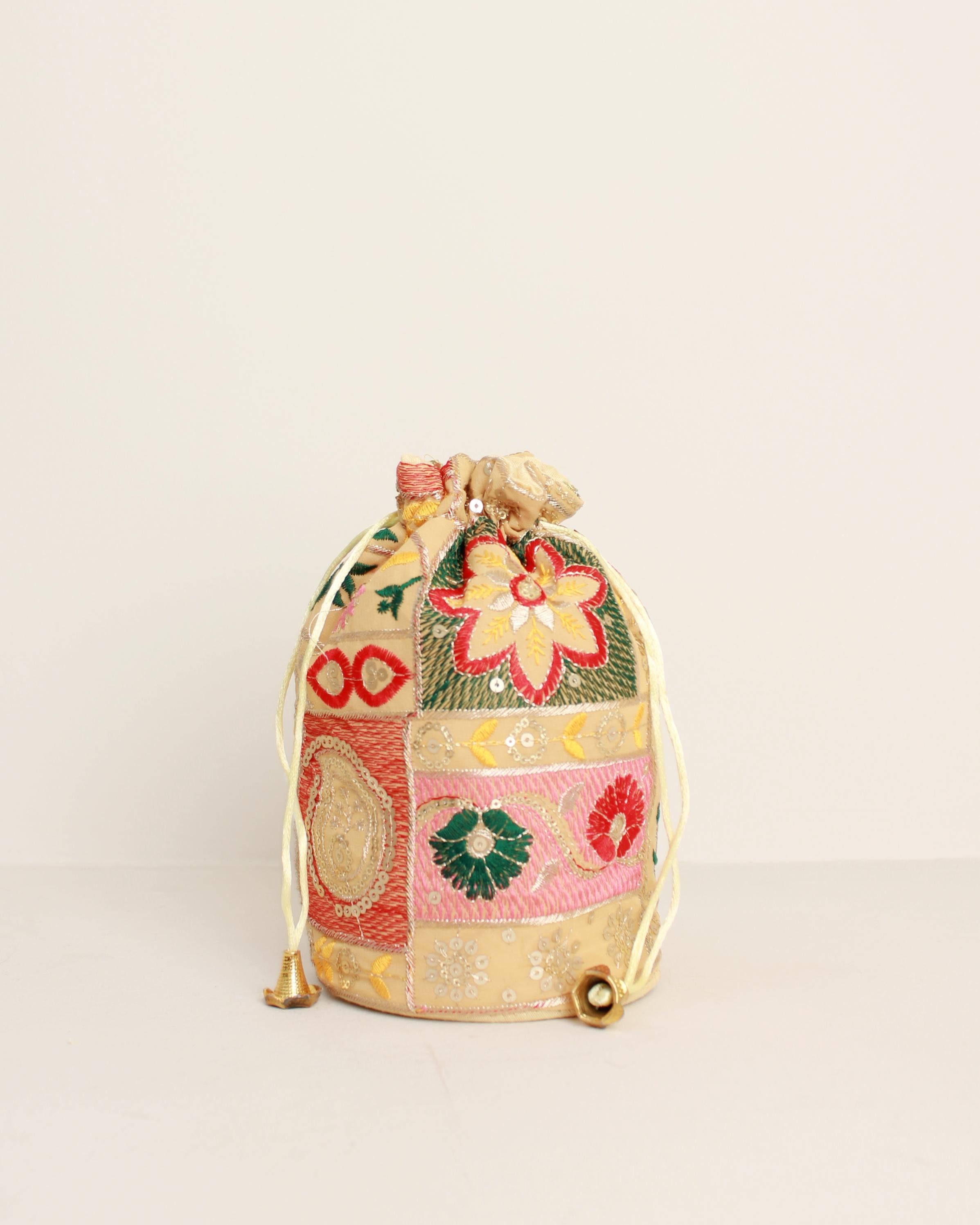 BOMBONERA FLORAL