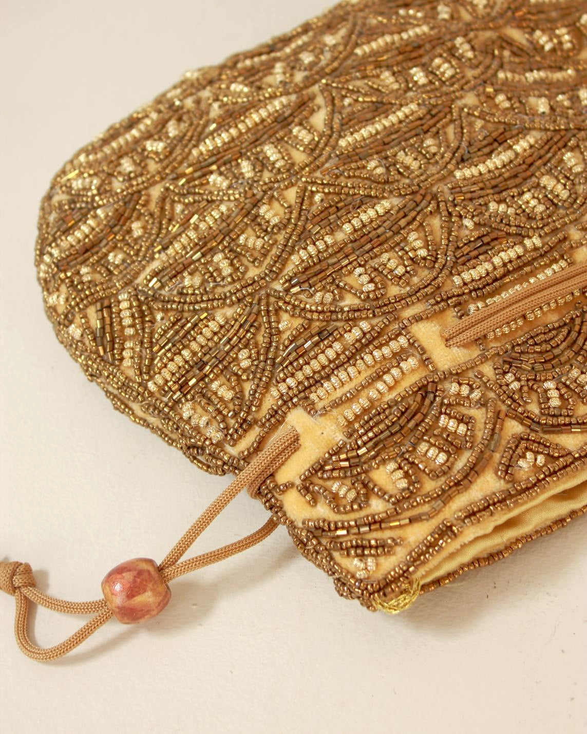 BOMBONERA REDONDEADA