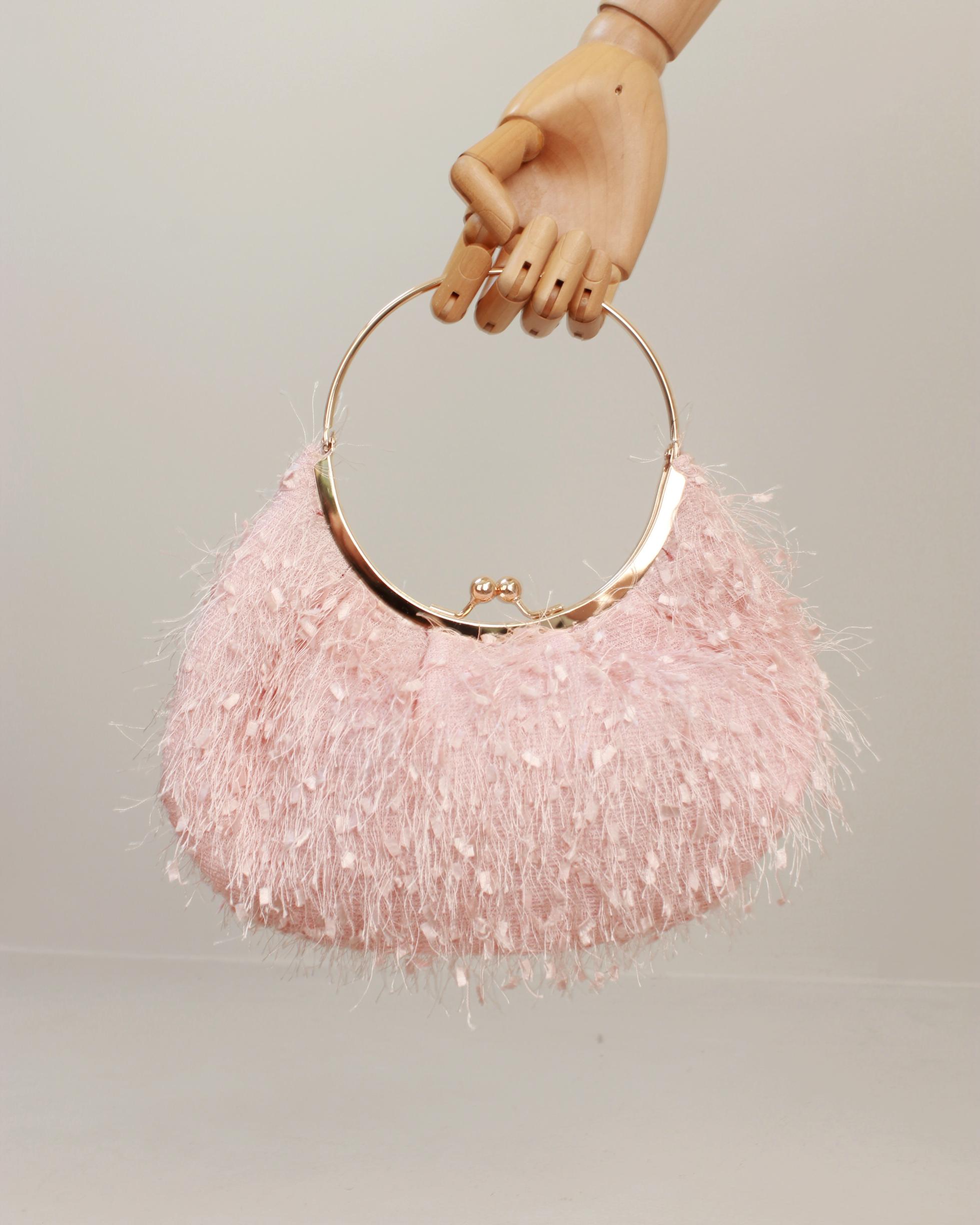 BOLSO DE MANO MEDIA LUNA ASA METALIZADA